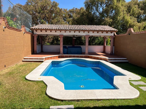 Casa En Cuernavaca Con Alberca