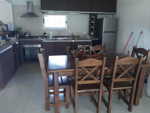 Imagen 3 de 30 de Casa De 3 Dormitorios Y 2 Baños A 50 Mts De La Playa