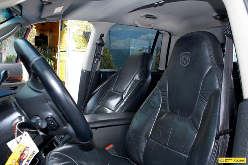 Imagen 20 de 25 de Dodge Durango Slt