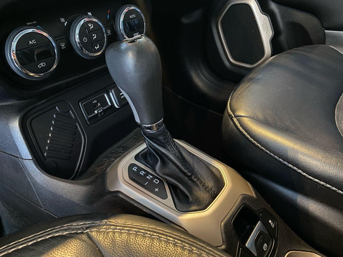 Jeep Renegade Longitude 1.8 4x2 Flex 16V Aut.