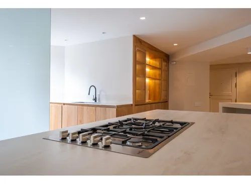 Apartamento De 189 M2 Totalmente Remodelado En La Tomatera, El Poblado