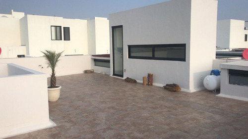 Se Vende Casa En Zibatá, Gran Roof Garden, Jardín, 3 Recamar