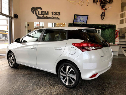 Toyota Yaris Xls Pack Cvt 5ptas 2021 Full-full , Anticipo $