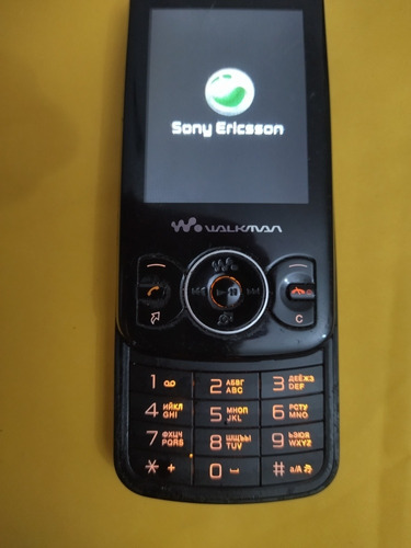 Celular Sony Ericsson W100i Spiro, Walkman, Con Radio