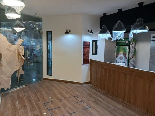 Local Comercial En Alquiler En San Isidro