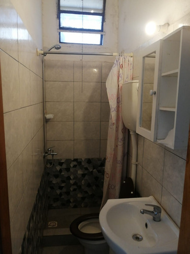 Imagen 15 de 19 de Casa En Belvedere Con Patio Y Garaje