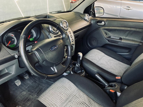 Ford Fiesta 1.6 Flex 5p