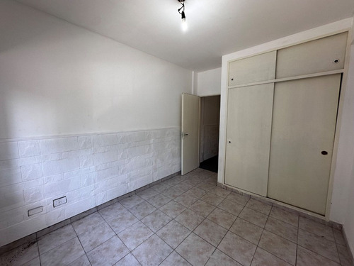 Venta Dto Tipo Ph 3 Ambientes Ramos Mejia C/ Patio