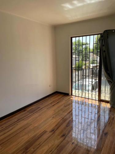 Nueva, 3 Dormitorios 2 Baños