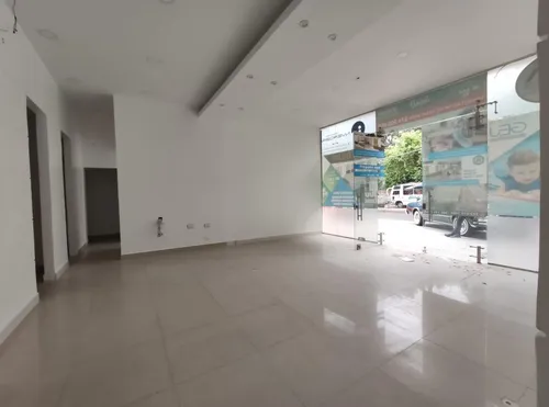 Local En Arriendo En Govika. Cod A25851