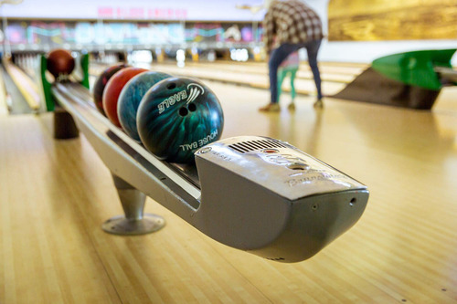 Alley Cats Juego De 2 Balancines De Bolos, Microfibra Negra