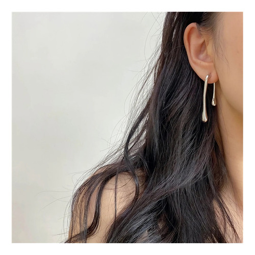 Aretes, Pendientes Gotas De Oro. Elegantes Y Divertidos