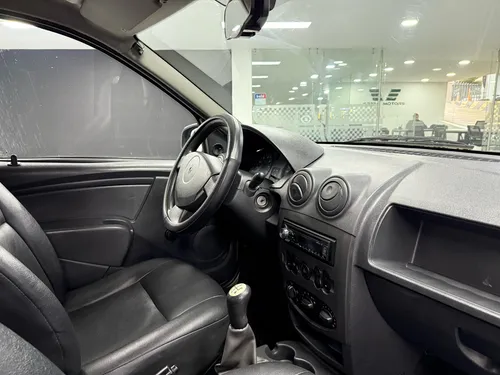 Renault Logan 1.4 Entry Familier Fii