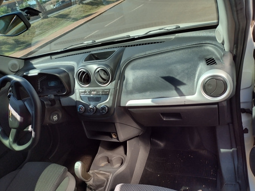Imagem 5 de 7 de Chevrolet Montana 2015 1.4 Ls Econoflex 2p