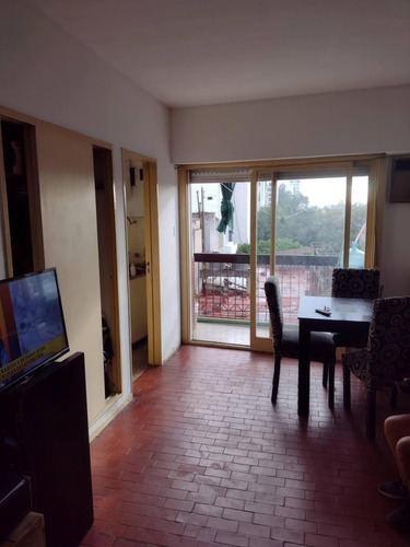 Imagen 1 de 6 de Venta Departamento Mono-ambiente Con Balcón Al Frente Zona De Caballito
