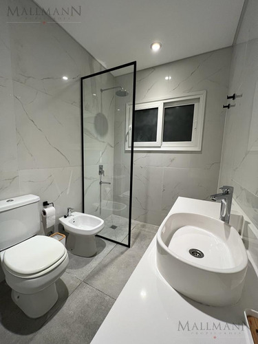Excelente Departamento 2 Dormitorios En Townhouse Pilara
