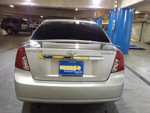 Imagen 5 de 8 de Chevrolet Optra
