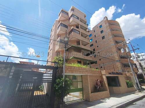 Apartamento En Venta En Urbanizacion El Bosque 24-4425 Mvs