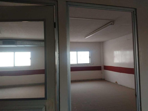 Edificio En Renta En Calzada Manuel Gómez Morin En Torreón, Coahuila