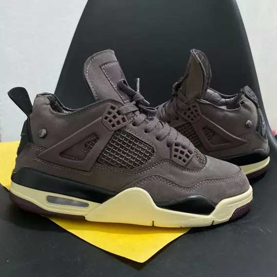 Tenis Air Jordan 4 Ama Maniere Café