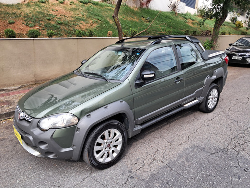 Fiat Strada 1.8 16v Adventure Cab. Dupla Flex 3p