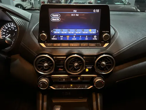 Nissan Sentra 1.8 Advance Cvt