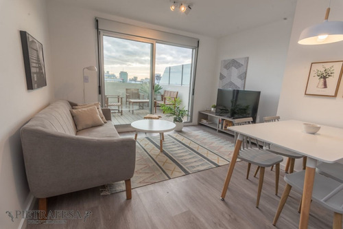 Imagen 2 de 9 de Apartamento A Estrenar 2 Dormitorios 1 Baño, Terraza Con Parrillero- Plaza Cagancha - Centro