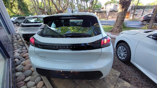Imagen 11 de 25 de Peugeot 208 Feline Tiptronic Am23- (cg)