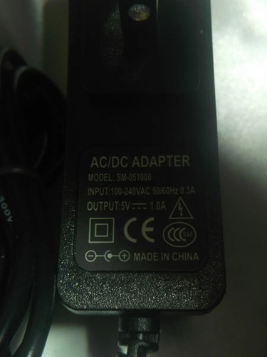 Imagen 2 de 4 de Adaptador Cargador 5v 1a Router Modem 3.5x1.5mm