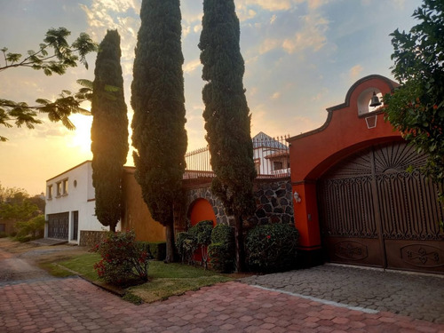 Ocotepec 3 Bardas, Pequeño Desnivel. Seguridad. Escrituras
