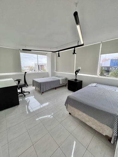 Departamento En Condominio El Mar, Col. Mocambo, Veracruz