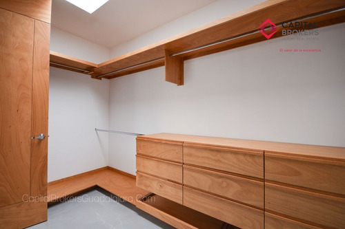 Imagen 25 de 29 de Moderna Residencia De Lujo En Venta Zona Plaza Del Sol