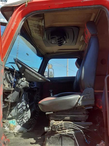 Volvo N 12 360 4x2 1994