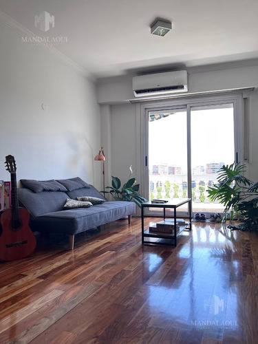 Departamento De 3 Amb Remodelado Con Vista Abierta En Palermo