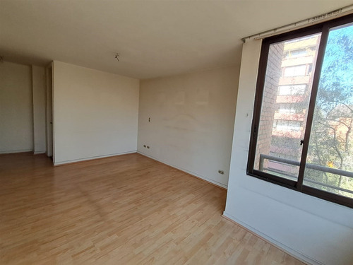 Departamento En Arriendo De 3 Dorm. En Las Condes