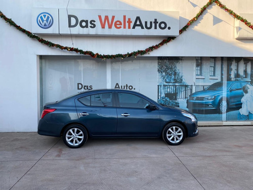 Nissan Versa Advance L4 1.6l At 2017