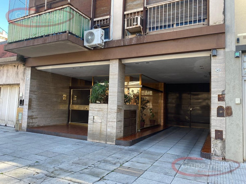 Imagen 2 de 25 de Depto 3 Ambientes Al Frente Con Balcón Terraza
