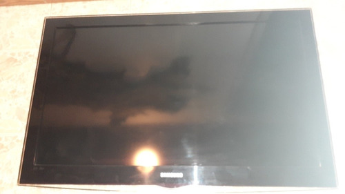 Imagen 2 de 6 de Tv Samsung 40 Ln40b550k1rxzp Para Reparar O Repuesto
