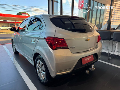 Chevrolet Onix 1.0 MPFI LT 8V FLEX 4P MANUAL