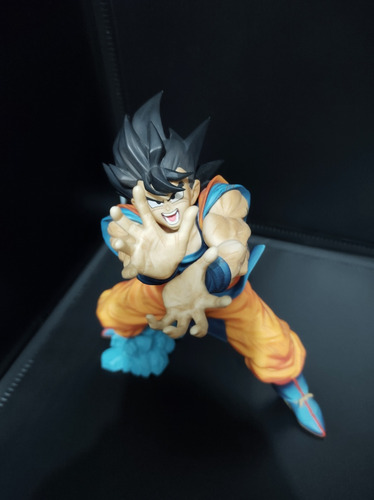 Goku Kamehameha Bandai 