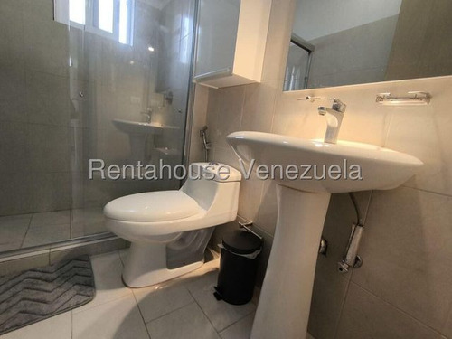 Apartamento En Alquiler Las Chimeneas Valencia 25-22457 LG