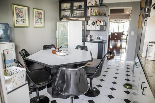 Imagen 6 de 30 de Departamento - Belgrano - Duplex - Parrilla - Terraza - Cinco Ambientes