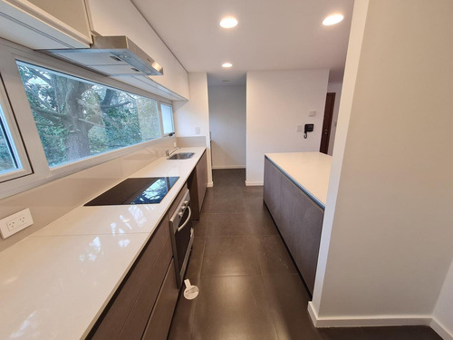 Imagen 8 de 30 de Departamento 3 Ambientes Con Cochera En City Bell Calle Cantilo - Dacal Bienes Raices