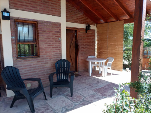 Imagen 5 de 17 de Cabaña Alupan, Monoambiente 2 Pax Vacaciones Invierno 2023