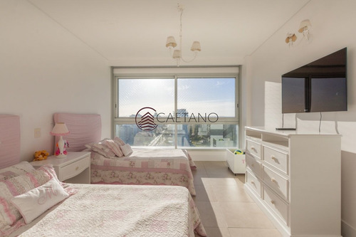 Imagen 19 de 30 de Apartamento Penthouse, 4 Dormitorios Y Dependencia, Brava, Punta Del Este, Venta - Punta Del Este Brava