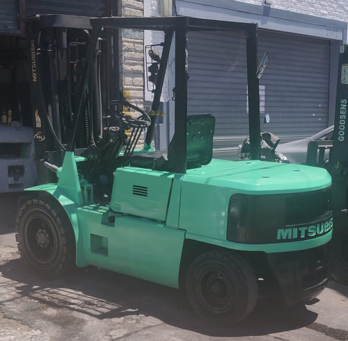 Imagen 1 de 4 de Mitsubishi 3tn Diesel Triple Torre/ Despl Lateral Excelente