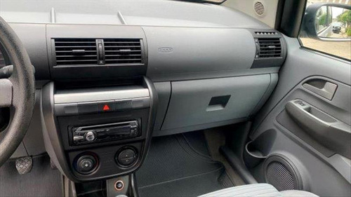 Volkswagen Spacefox 1.6 mi Plus 8v Flex 4p Manual