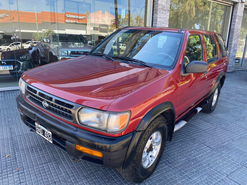 Imagen 3 de 12 de Nissan Pathfinder 1997 3.3 Se At