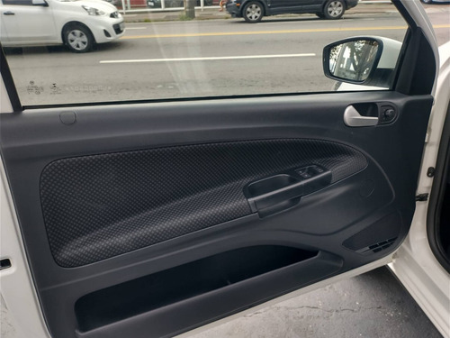 Imagem 9 de 15 de Volkswagen Saveiro 1.6 Msi Trendline 2020