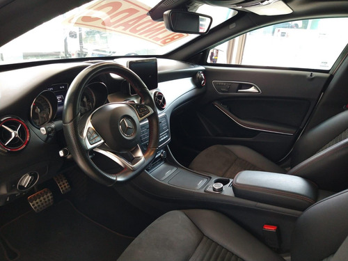 Imagem 9 de 12 de Mercedes Benz Classe Cla Cla 250 Sport Dct 4matic Gasolina